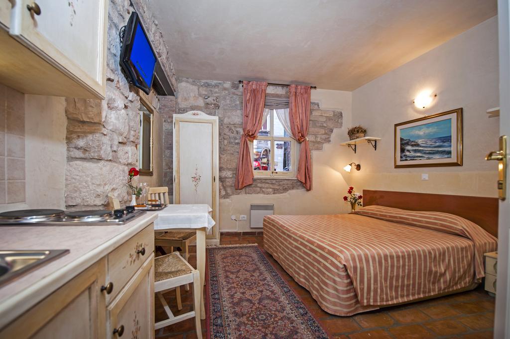 Residence Marco Polo Centro Storico Rovinj Zewnętrze zdjęcie